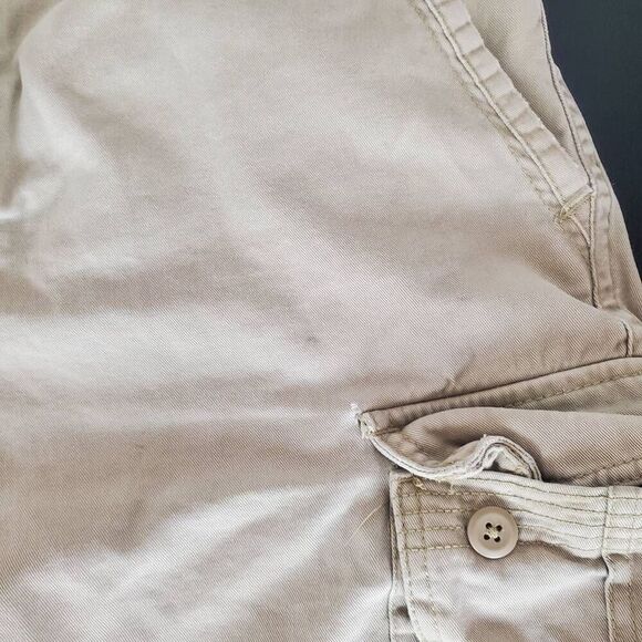 Faded Glory Cargo Shorts - Picture 2 of 9